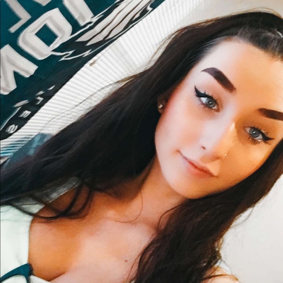 nicoleashley344